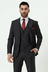 Guild 1042 Slim Fit Anzug mit spitzem Kragen, geräuchert