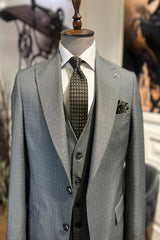 Guild Milos Slim Fit 3-teilig mit Weste Anzug Anthrazit