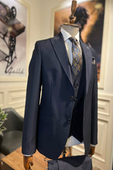 Guild Portici Slim Fit 3-teilig mit Weste Anzug Marineblauer