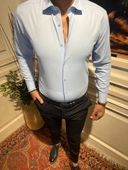 Hellblaues Slim-Fit-Hemd von Guild aus Satin