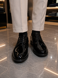 Schwarze Schnürschuhe aus Lackleder, 100 % Leder
