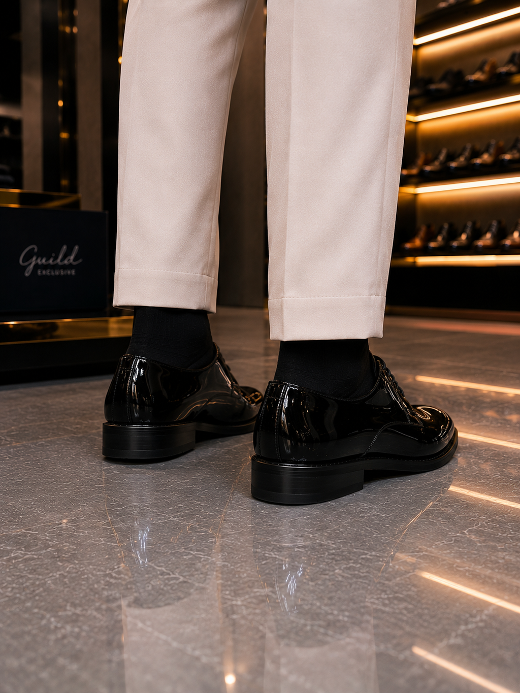 Schwarze Schnürschuhe aus Lackleder, 100 % Leder