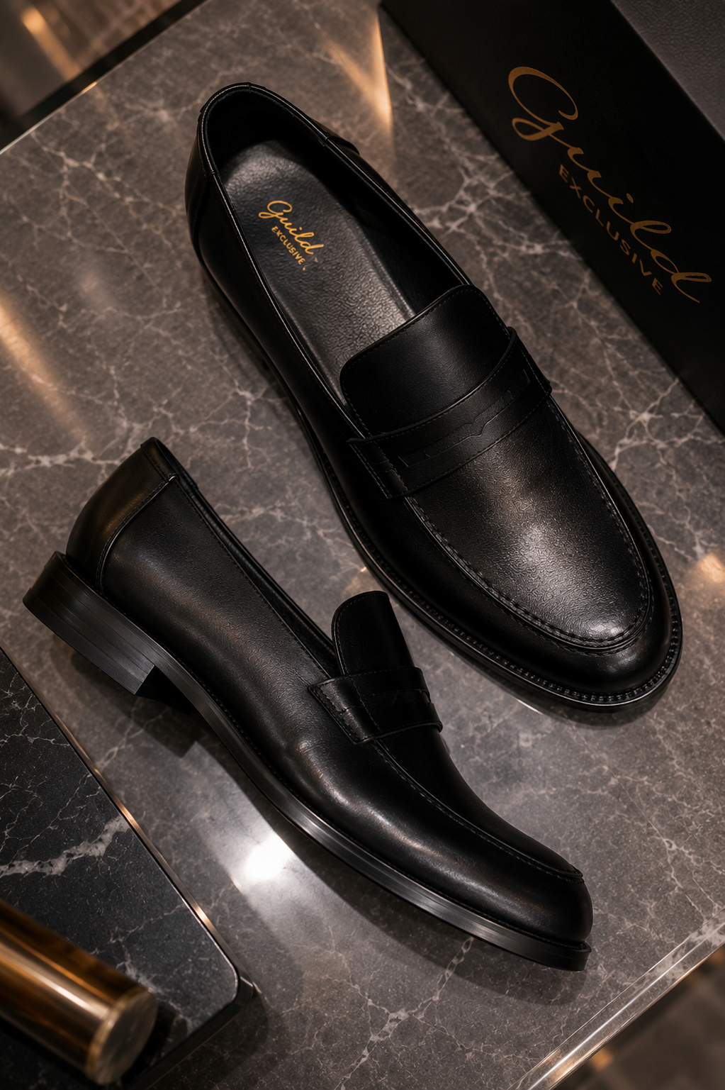 Schwarze Schuhe, 100% Leder