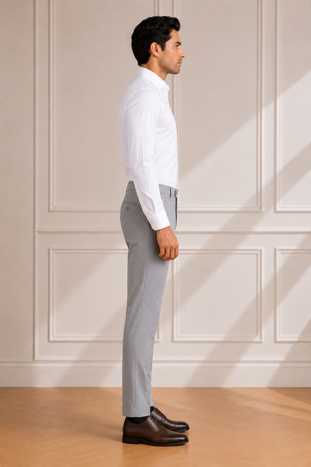 Schmal geschnittene Stoffhose, Farbe Steingrau