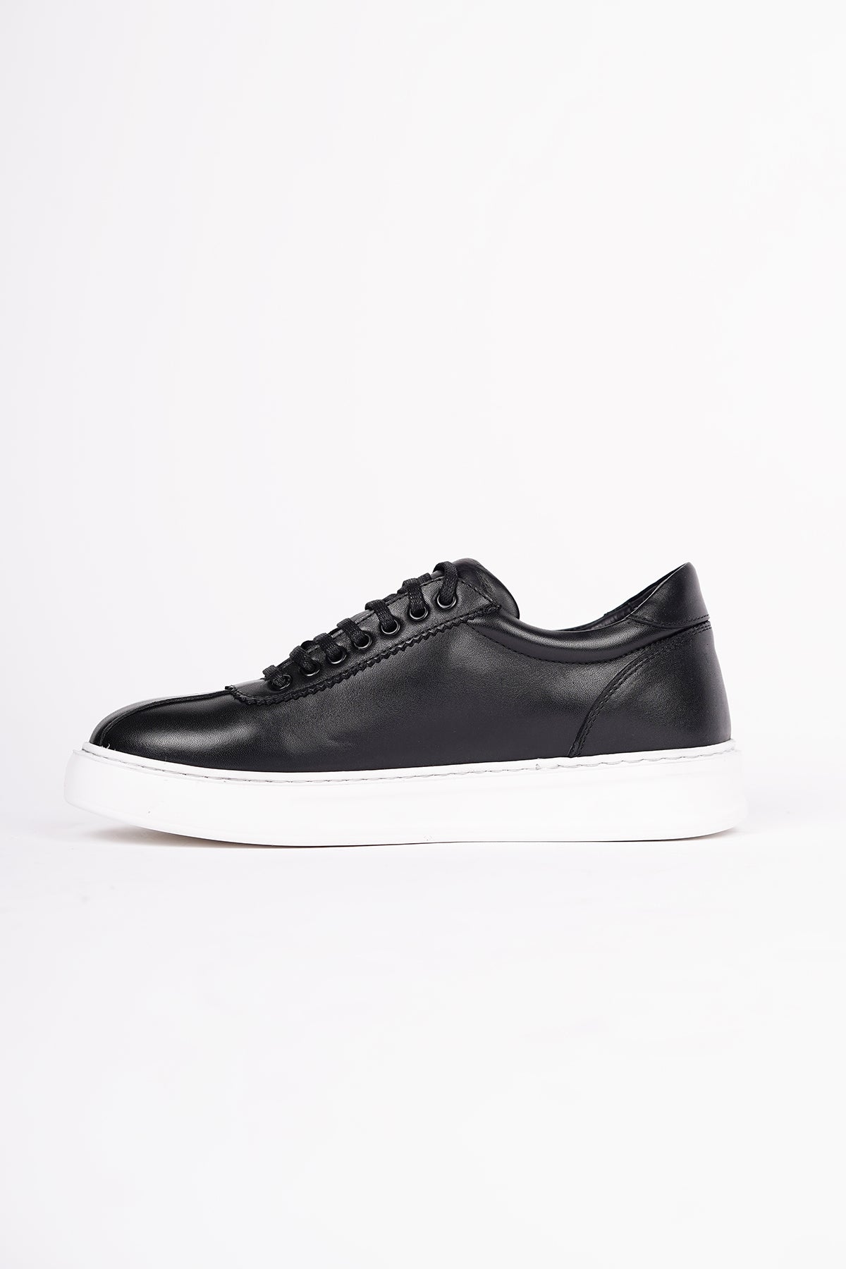 Guild 6204 Schwarze Sportschuhe aus 100 % Leder