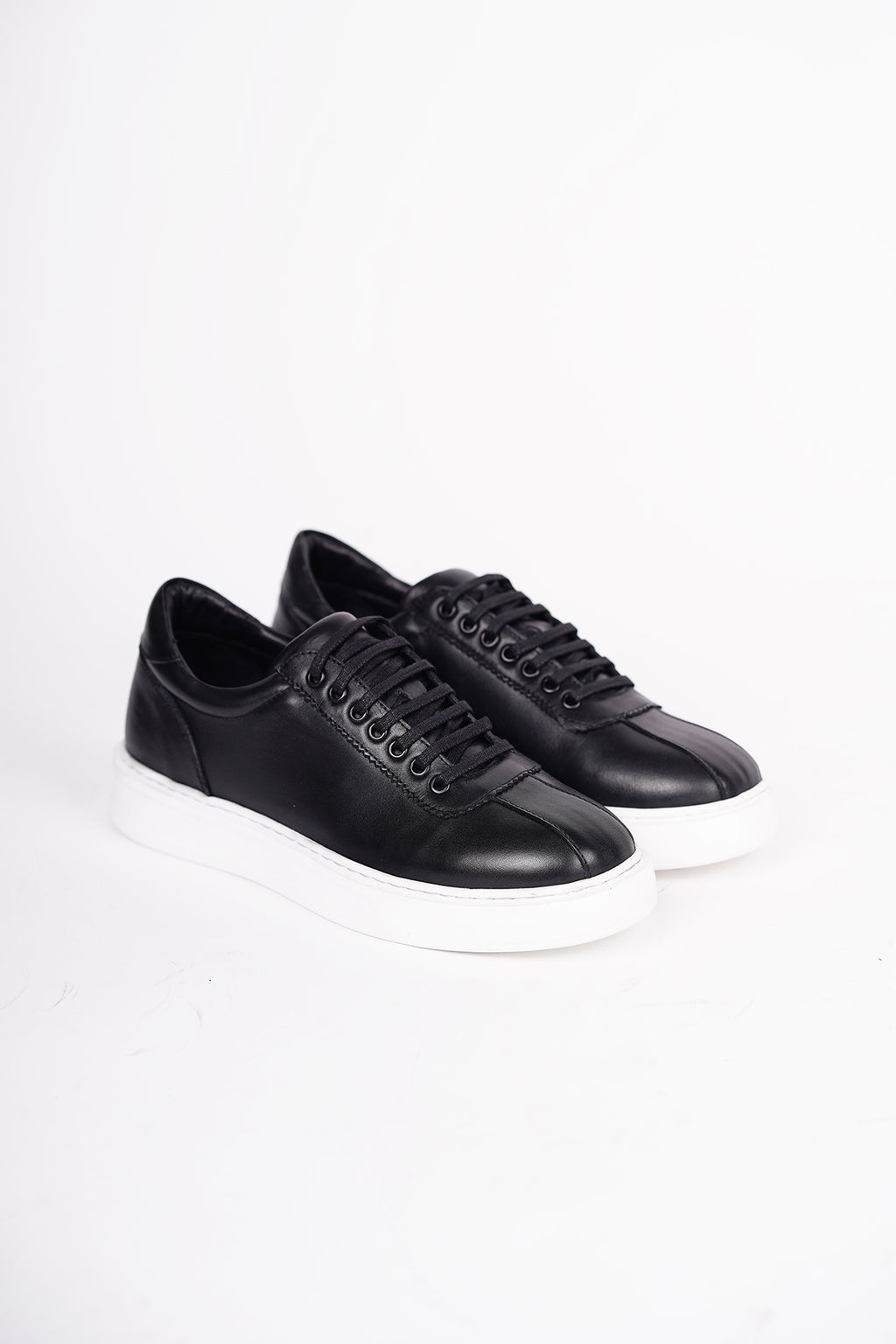 Guild 6204 Schwarze Sportschuhe aus 100 % Leder