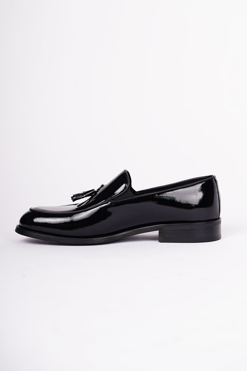 Guild 6205 Schwarze Lacklederschuhe aus 100 % Leder