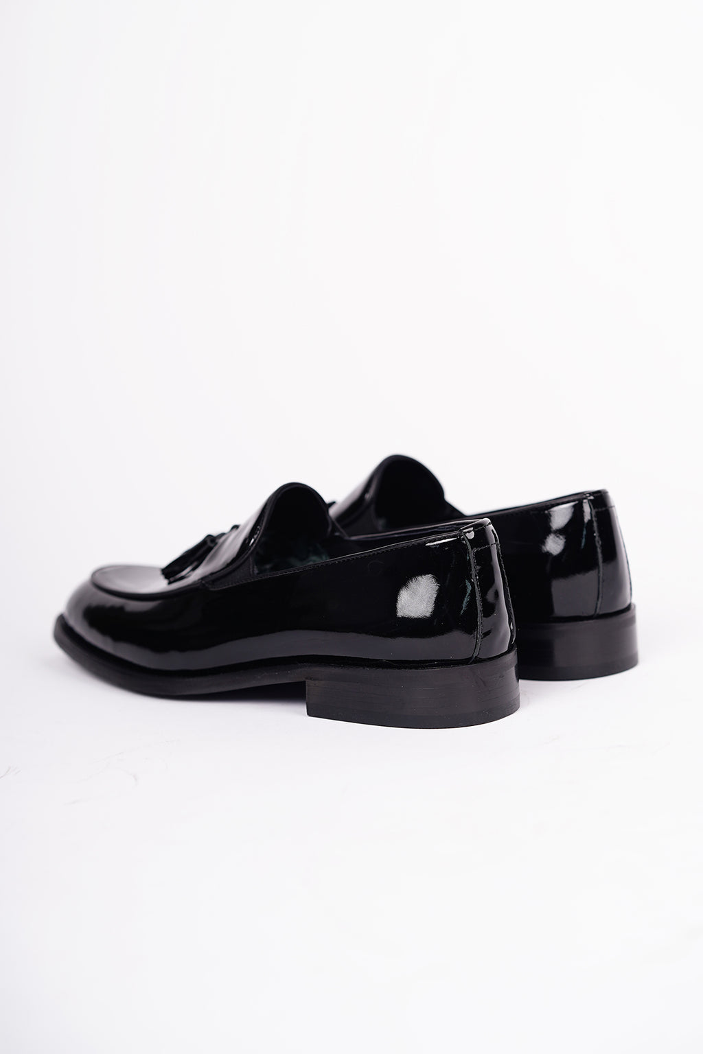 Guild 6205 Schwarze Lacklederschuhe aus 100 % Leder