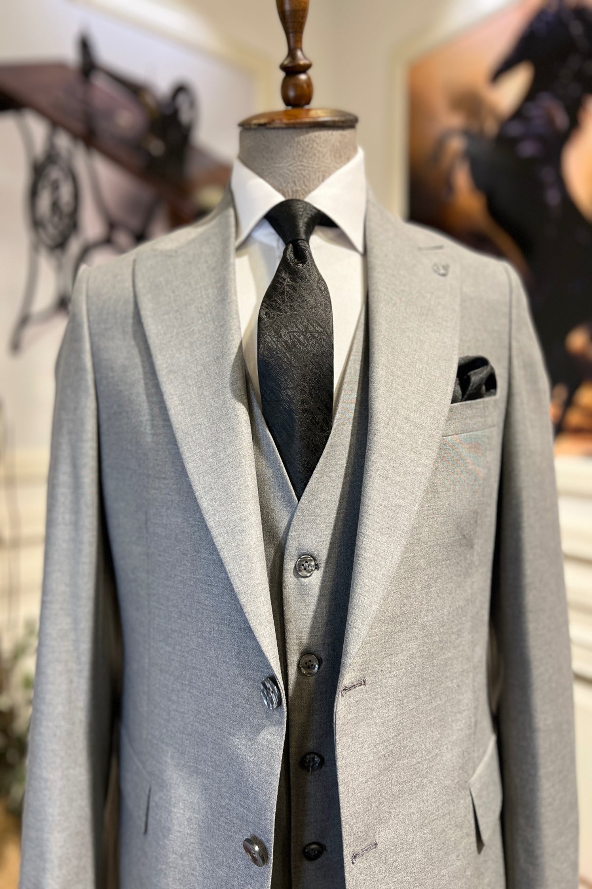 Guild Balkan Slim Fit 3-teilig mit Weste Anzug Grau